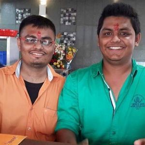 Meet your Posher, Heena